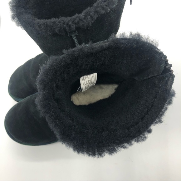 Ugg Classic Mid Calf Black Boots - Picture 9 of 14